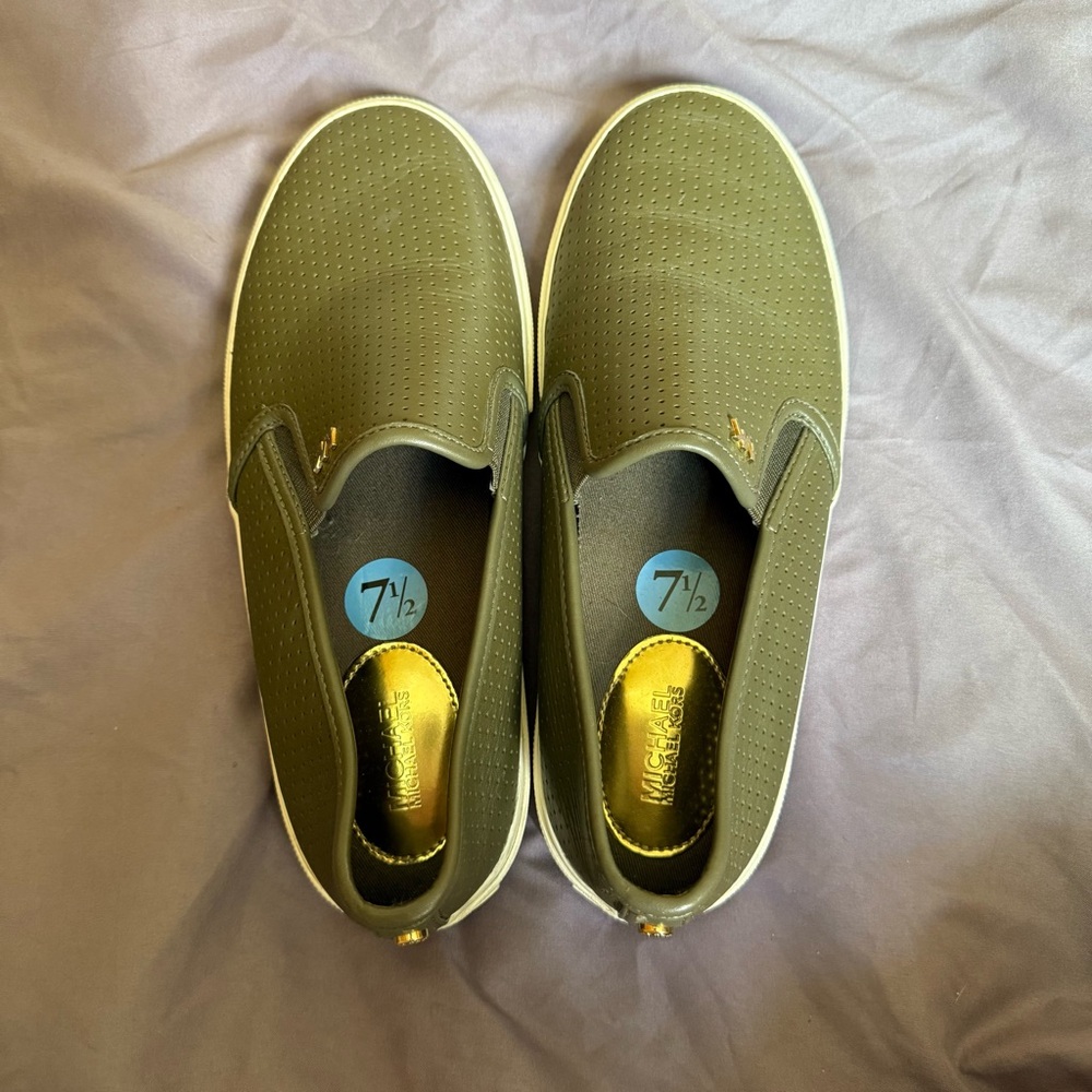 Kickers Olive Green Slip-On Loafers